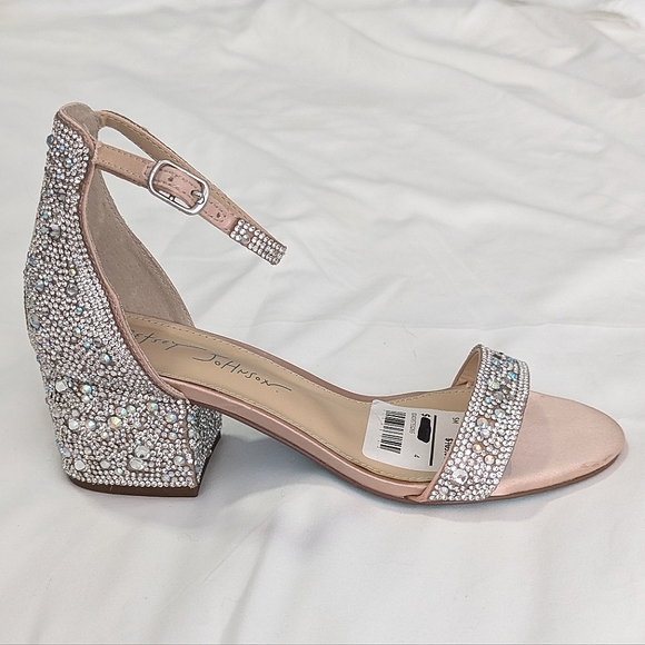 NWT Betsey Johnson Mari Champagne Size 6.5 - Picture 9 of 12